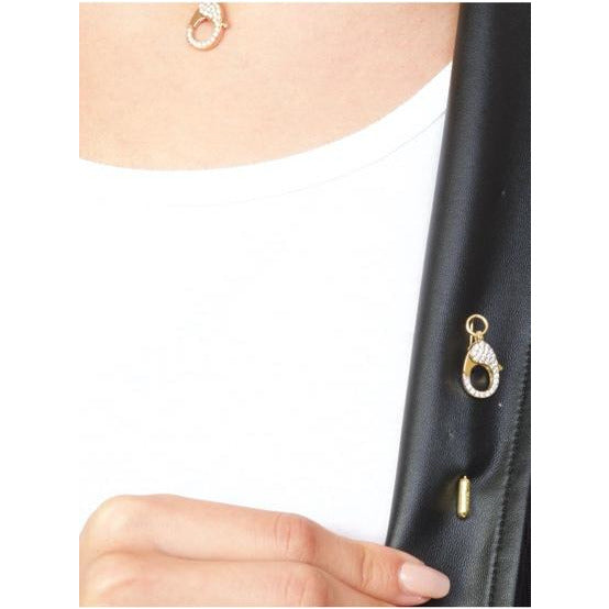 18ct clasp lapel pin